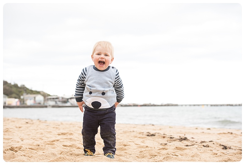 Natural Fun Family Portraits Park Beloved Kids Photographer Photography Melbourne hugsterwebsite,