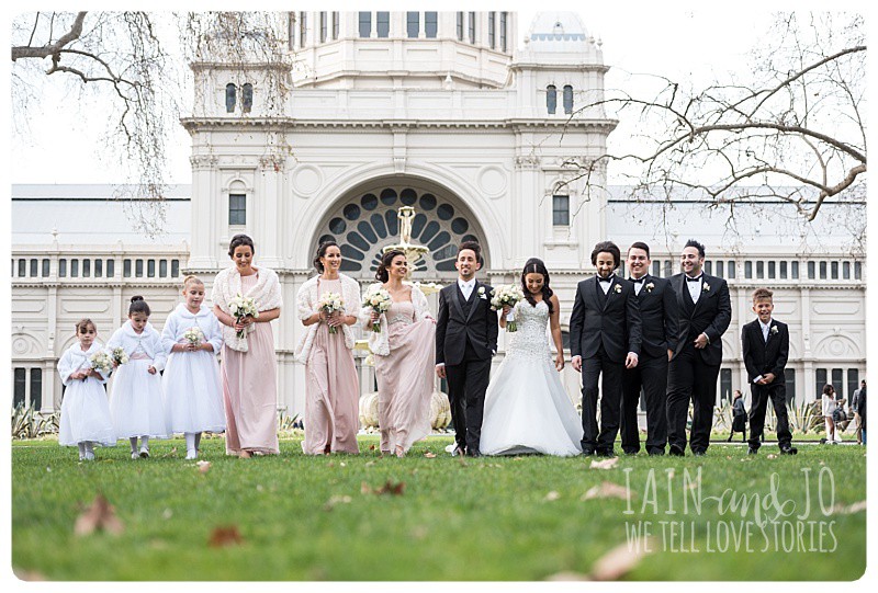 Showtime Natural Elegant Wedding Photography South Wharf Love Stories 