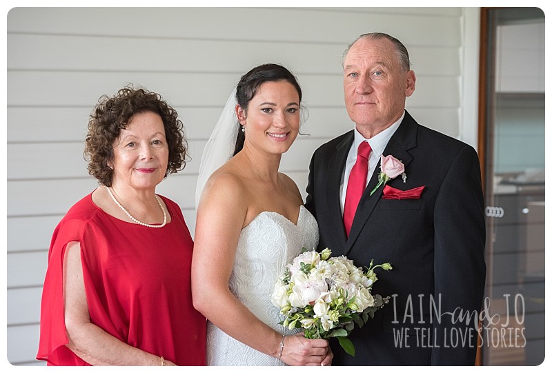 Bride with mum and dad